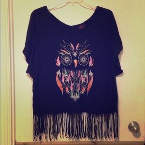 Black tshirt with fringe and owl motif
